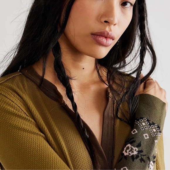 NWT FREE PEOPLE Mikah Layering Cuff Top SZ:L - Picture 3 of 11